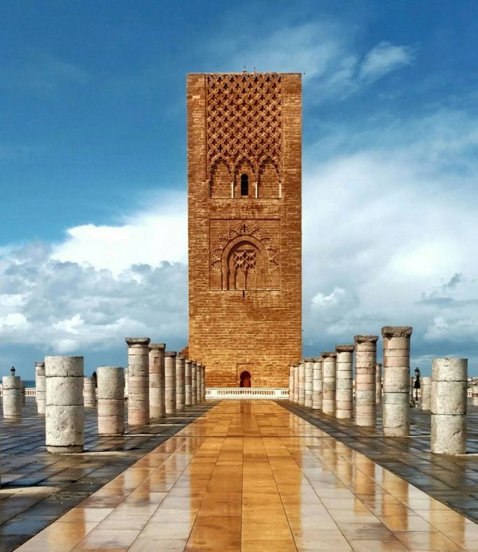 La tour Hassan de Rabat construite sous les Almohades