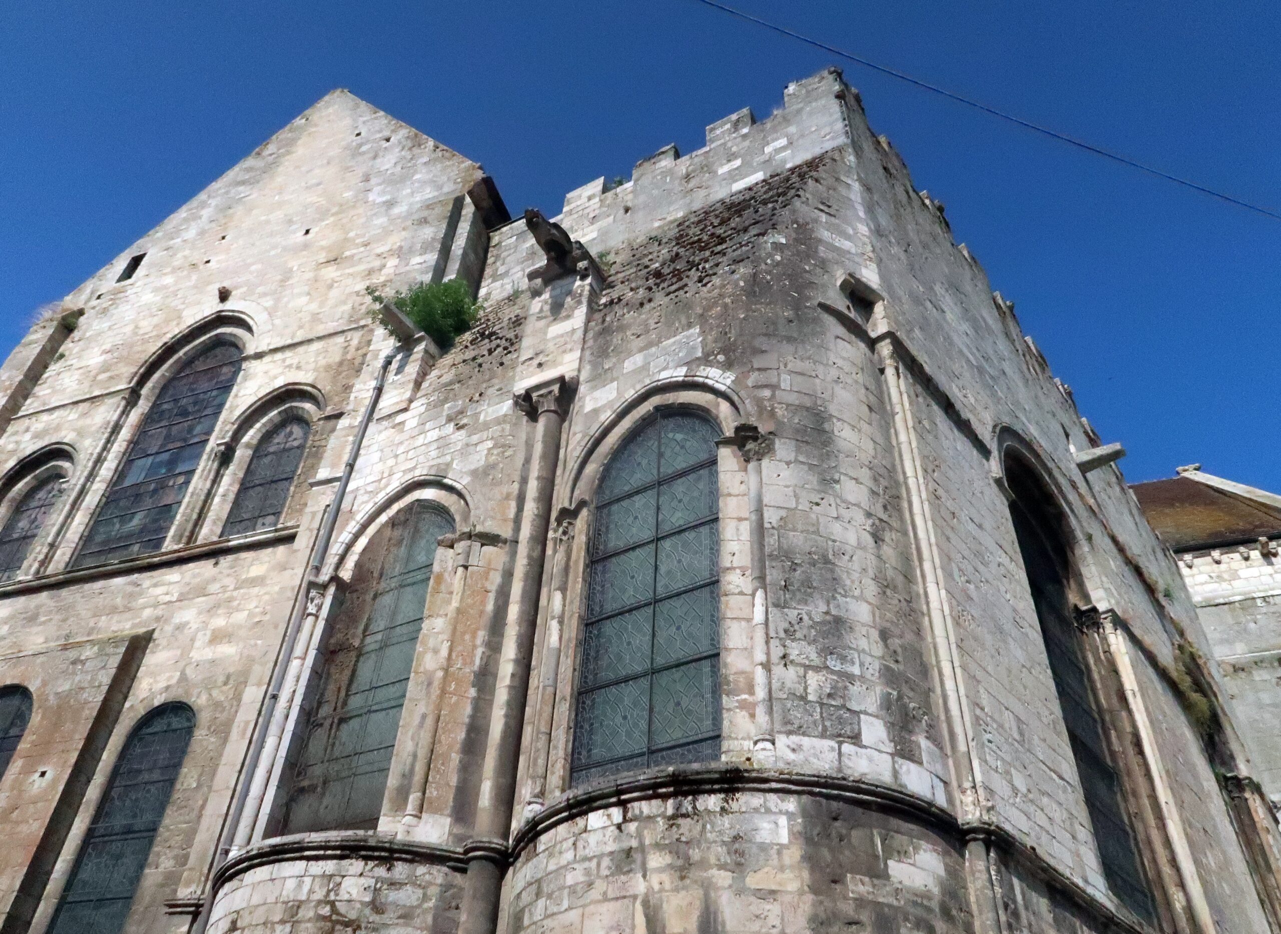 La Collégiale Notre-Dame du Fort à Étampes en juin 2025 (photo par Fanny Cohen Moreau)
