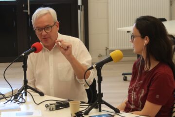 Enregistrement du hors-série sur la révolution de l'écrit en septembre 2025 avec Paul Bertrand et Fanny Cohen Moreau à l'université de Louvain-la-Neuve.