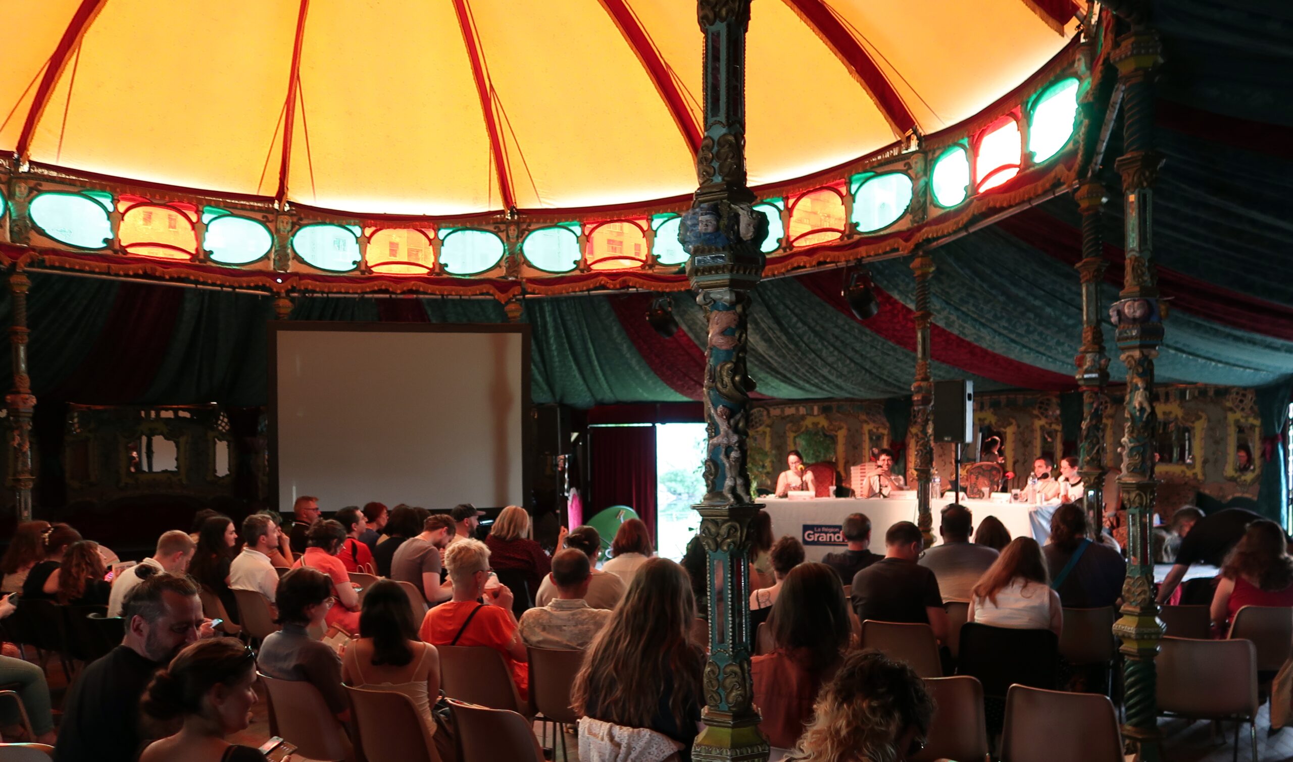 Enregistrement d'un épisode aux Imaginales d'Epinal en mai 2026